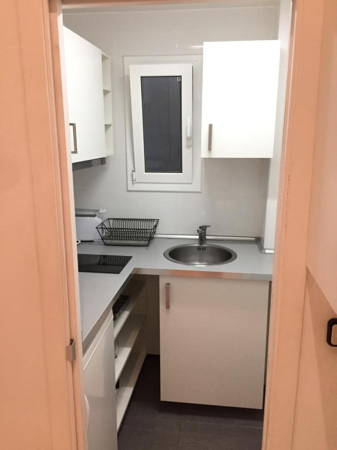 New! Apartment In Sarria Near Metro Барселона Екстериор снимка