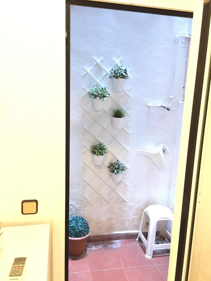 New! Apartment In Sarria Near Metro Барселона Екстериор снимка